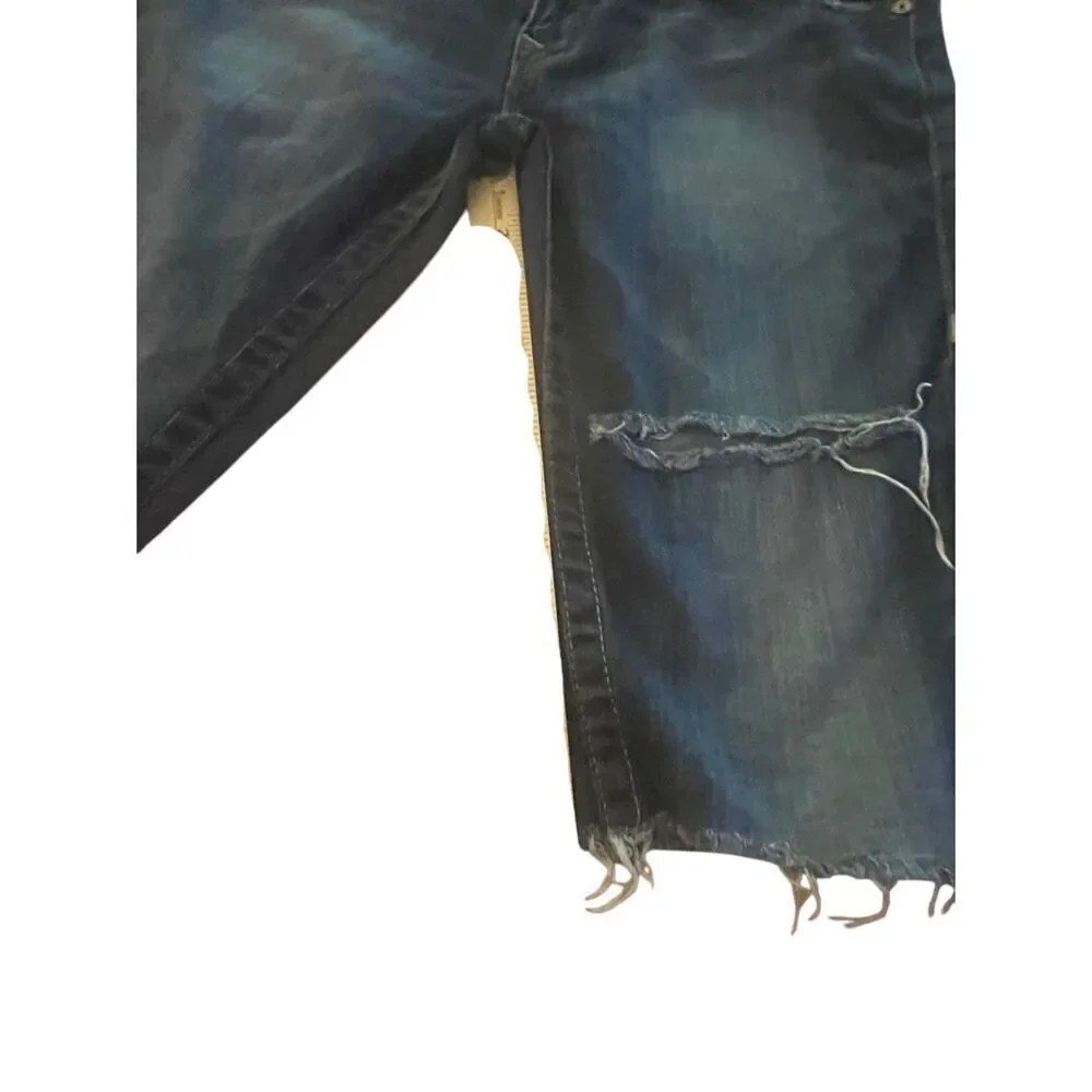 True Religion World Tour Distressed Denim Cut off Shorts Size 31